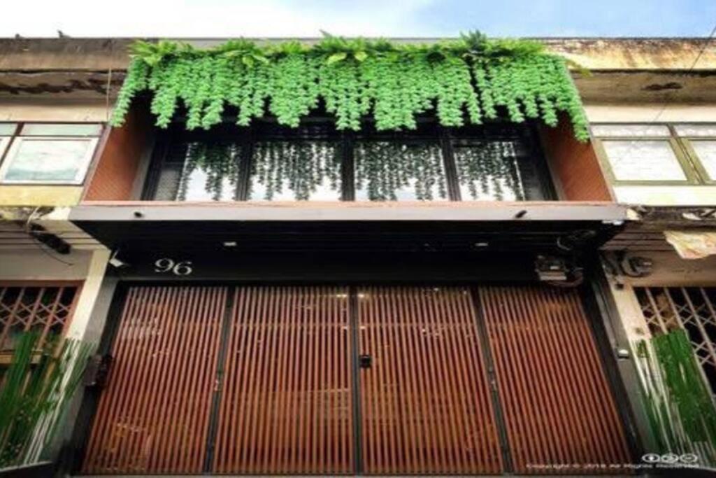 Selfcheckin Townhome In Charoen Nakhorn 60 Near Bts Iconsiam Asiatique And Chaophraya River Maximum 4 Guests Biệt thự